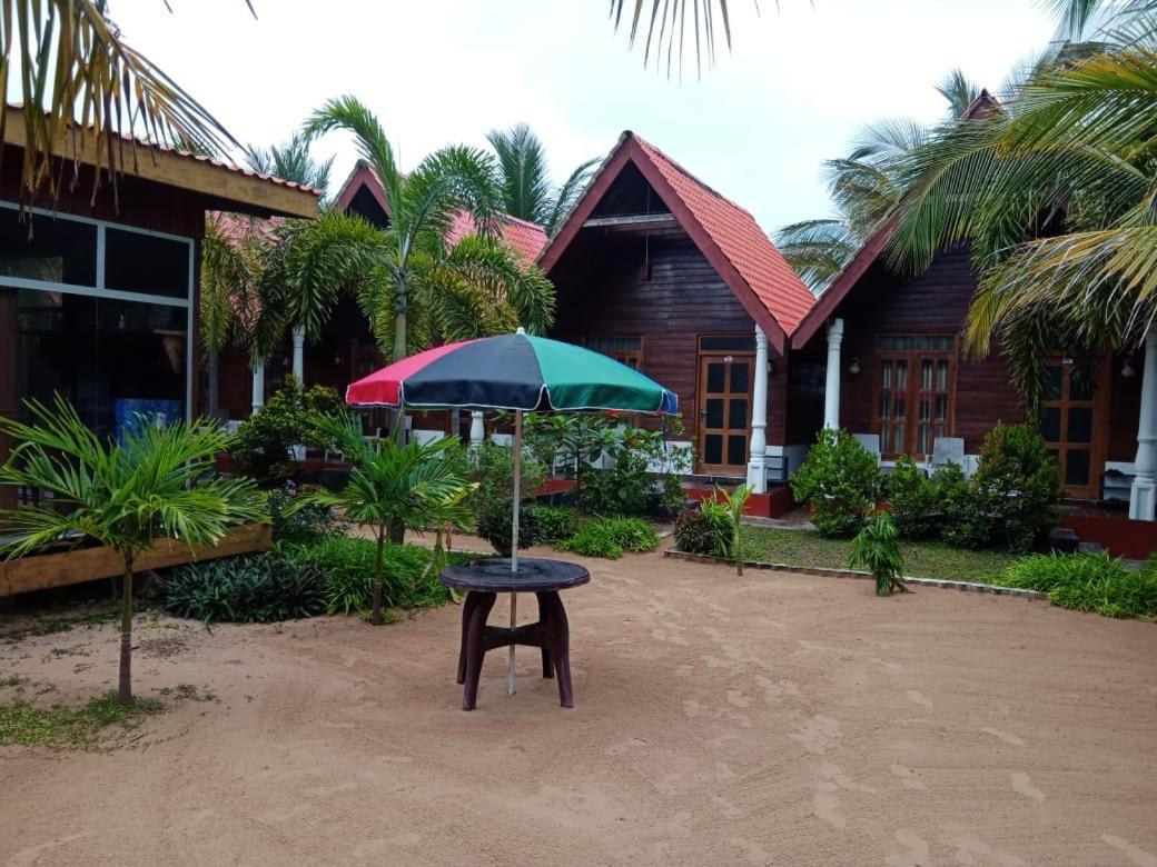 טרינקומאלה Elegant Green Beach Resort מראה חיצוני תמונה