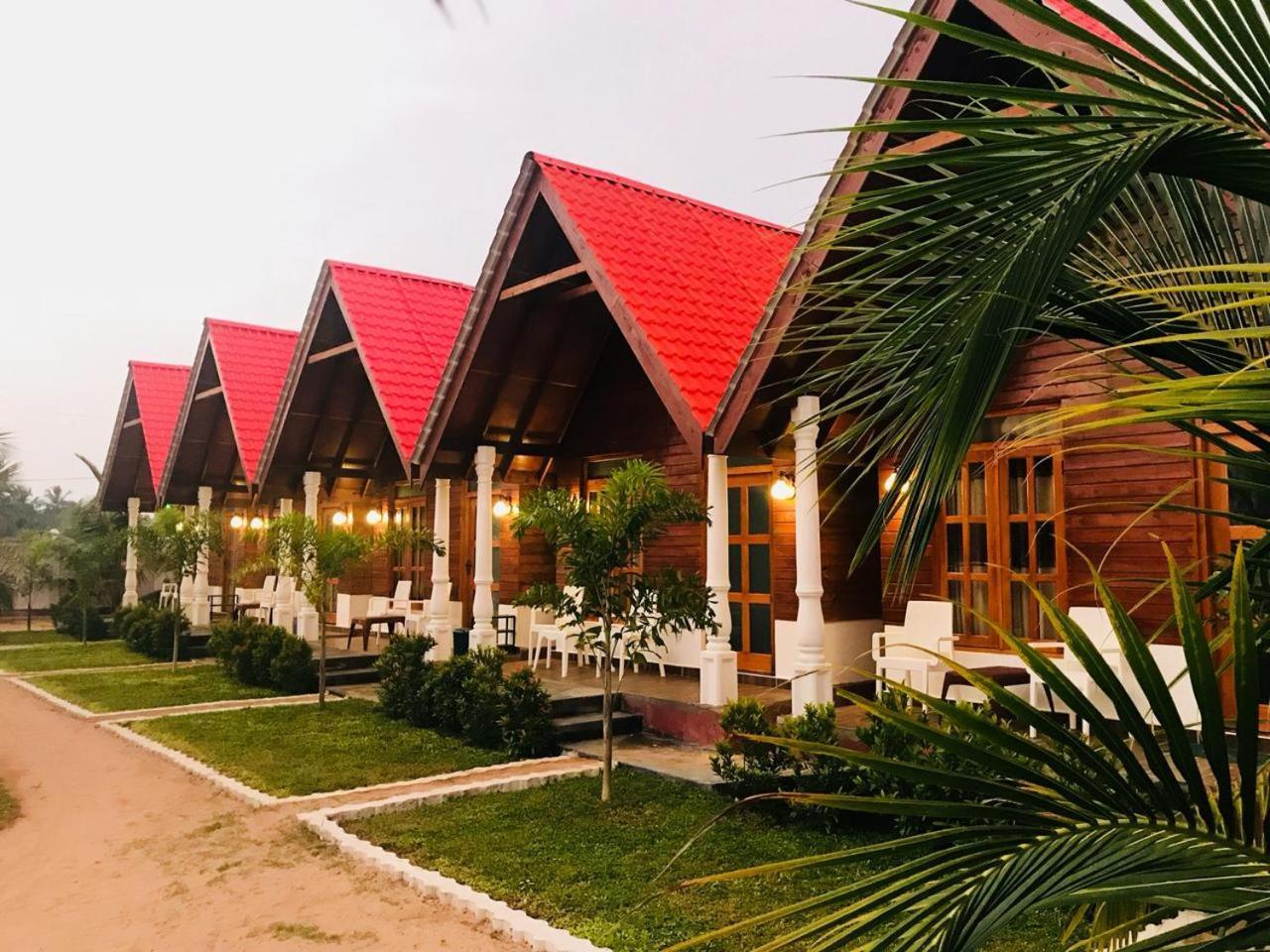 טרינקומאלה Elegant Green Beach Resort מראה חיצוני תמונה